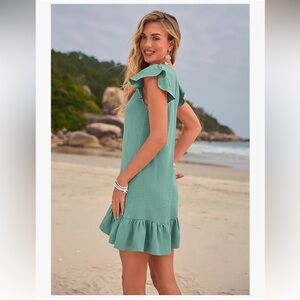 NEW WITH TAGS Medium Luxveer Green Ruffle Sleeve Sundress